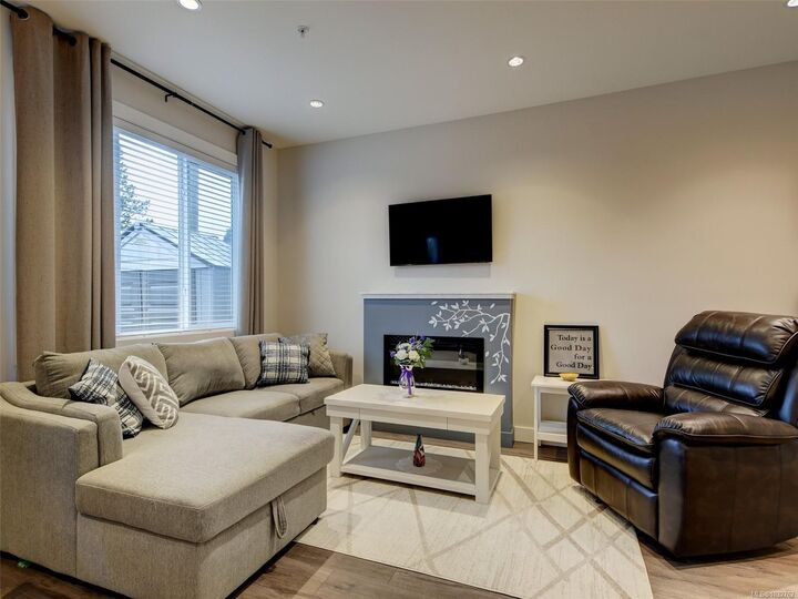 Property Photo: 6717 Ayre Rd #101 BC V9Z 0H1