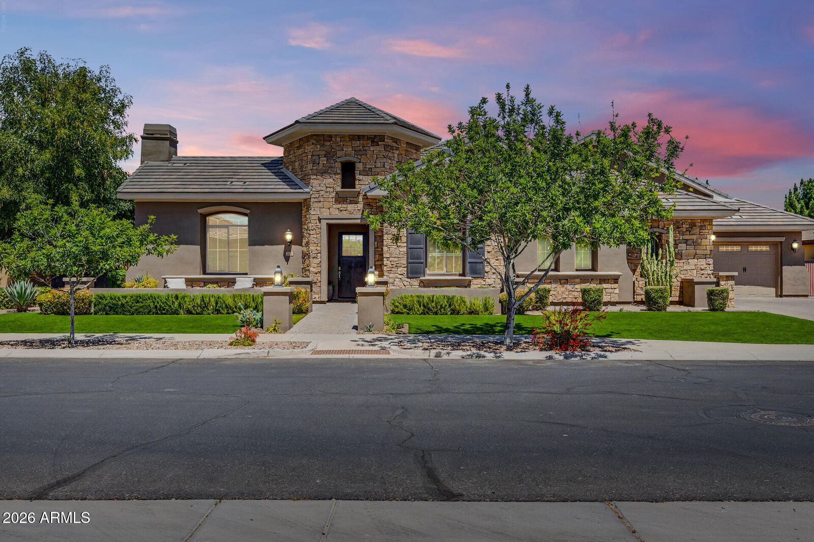 Property Photo: 2174 E Mead Drive AZ 85298