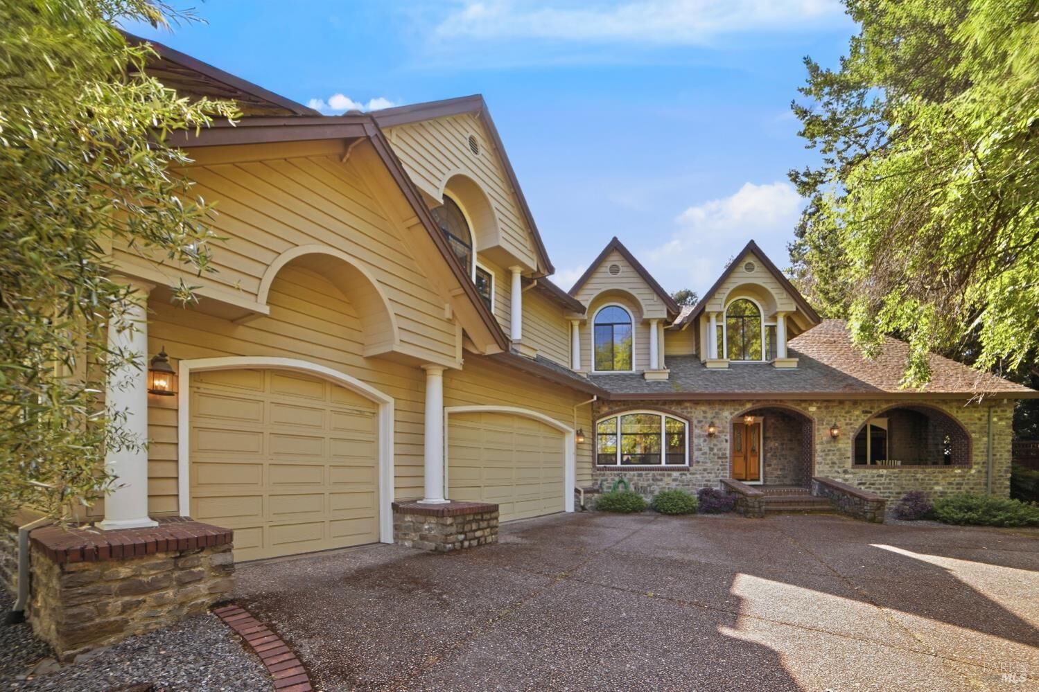 Property Photo:  4818 Keiran Court  CA 95405 