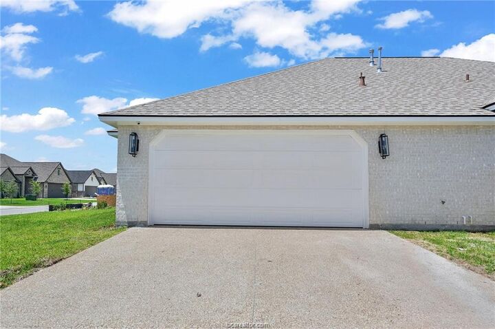 Property Photo: 2900 Bombay Court TX 77808
