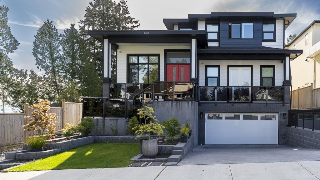 Property Photo: 937 160B Street BC V4A 9A7