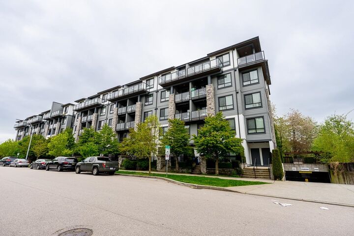 15351 101 Avenue 408 — photo 1