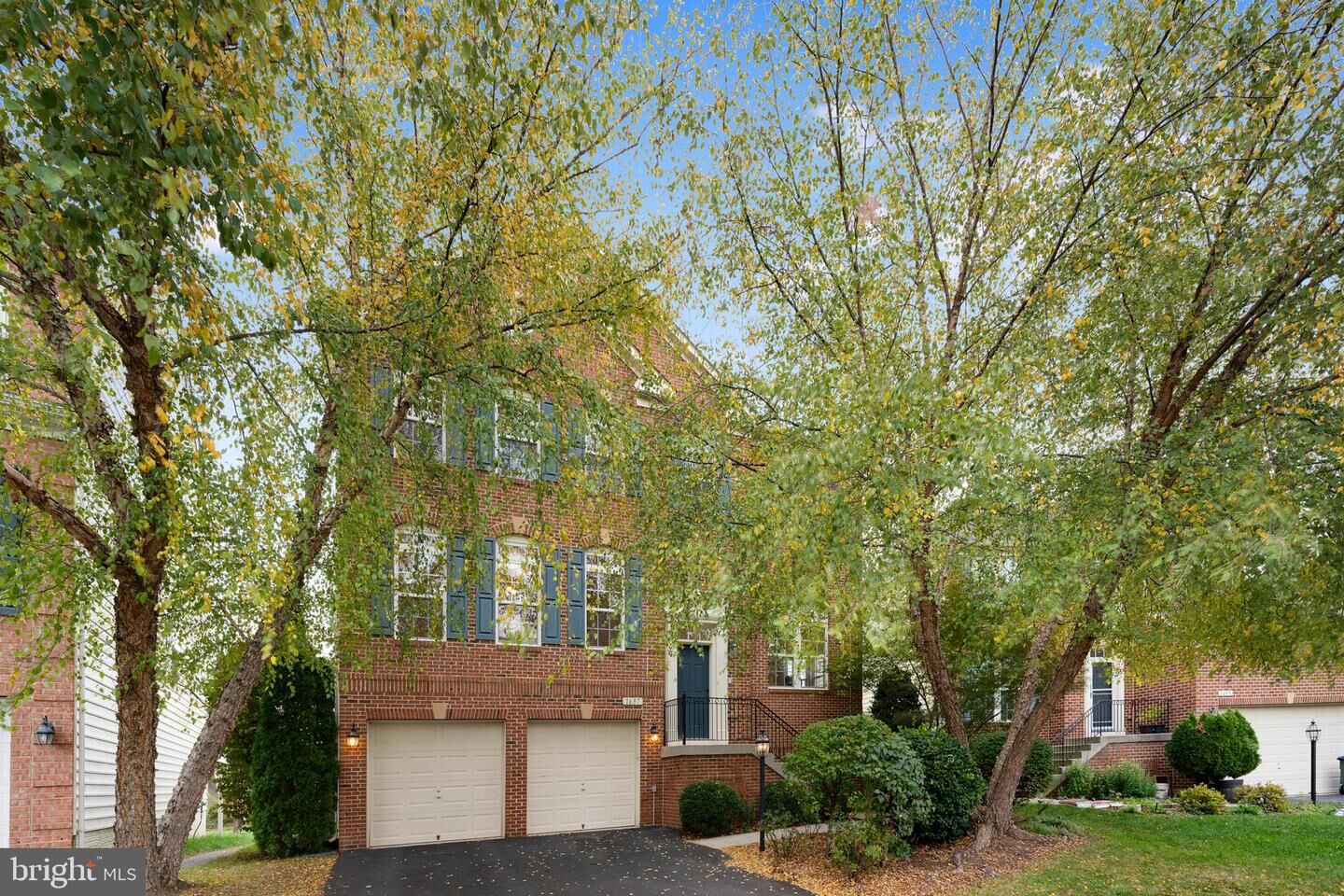 Property Photo:  1697 Winterwood Court  VA 20170 