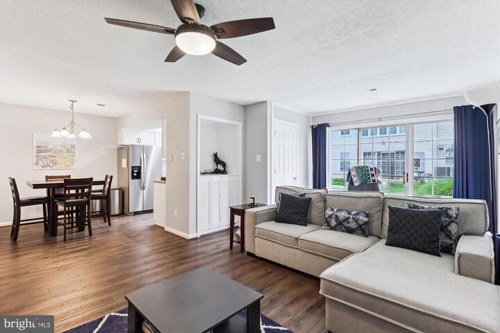 Property Photo:  12102 Greenwood Court 101  VA 22033 