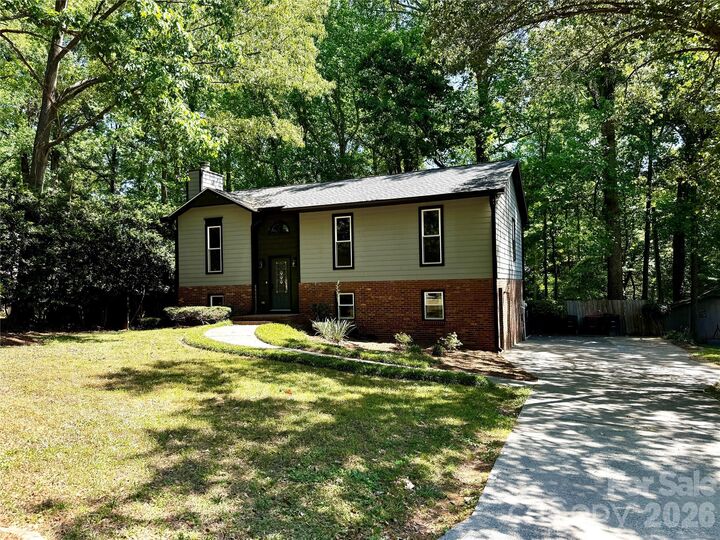 Property Photo:  204 Swamp Fox Drive  SC 29715 