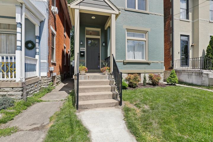 Property Photo:  1832 Chase Avenue  OH 45223 