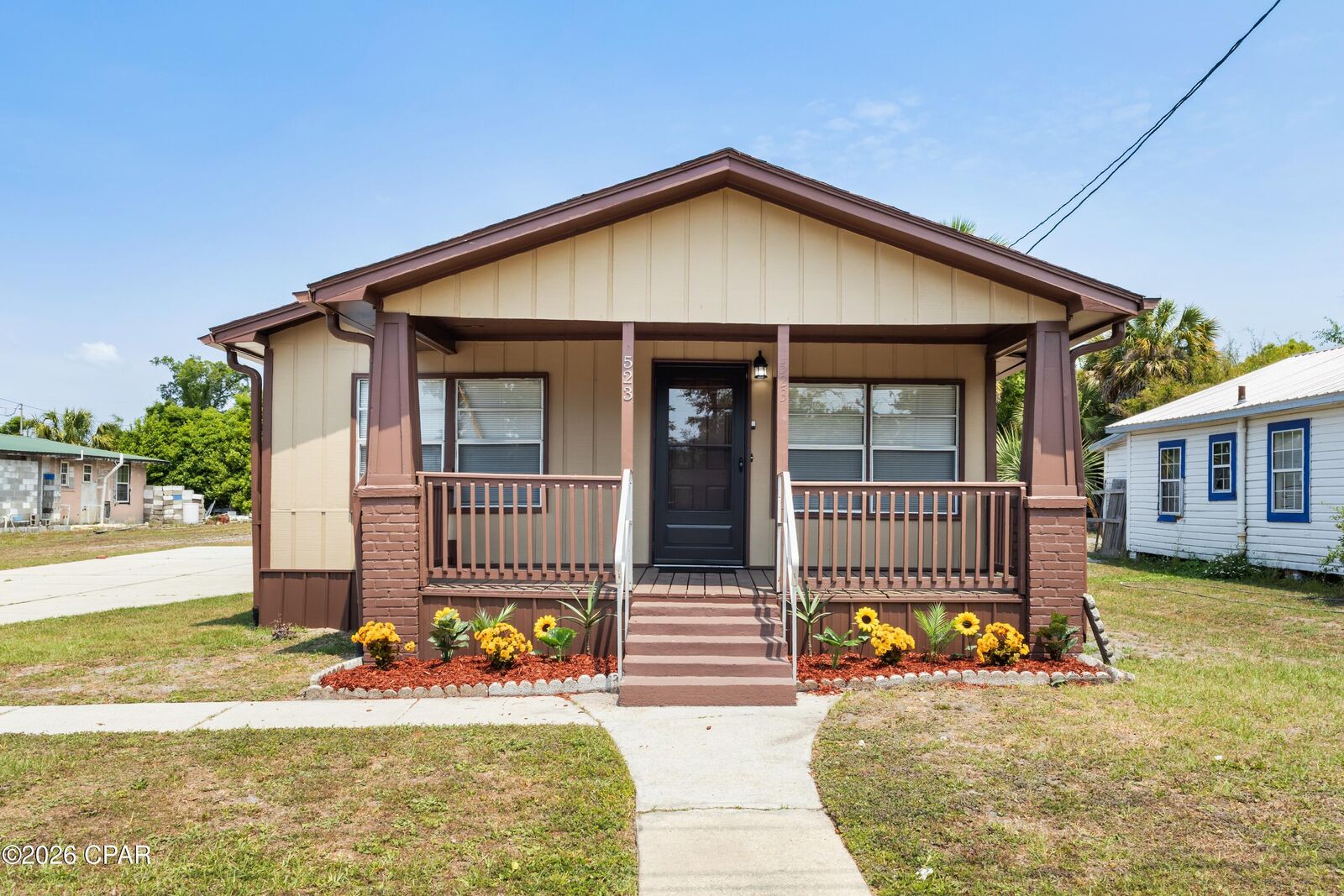 Property Photo:  523 E 8th Street  FL 32401 