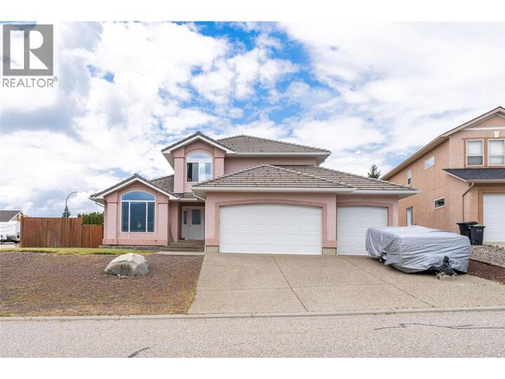 Property Photo: 400 Fortress Crescent BC V1B 3W3