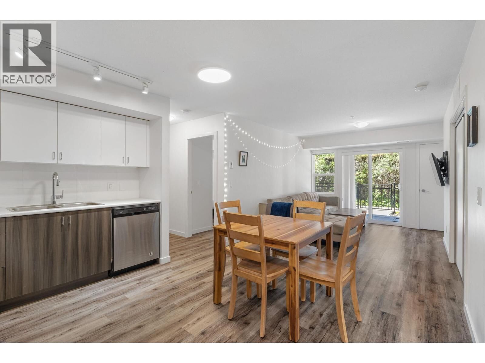 Property Photo:  655 Academy Way 110  BC V1V 3A4 