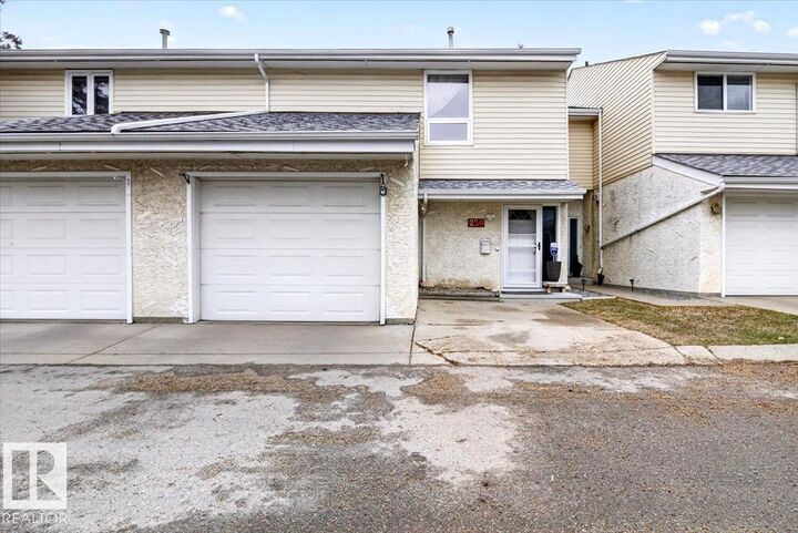256 Callingwood Place NW — photo 1