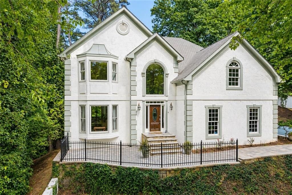 Property Photo:  9570 Huntcliff Trace  GA 30350 