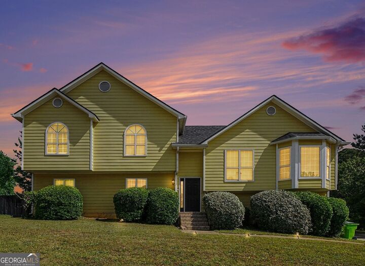 Property Photo:  829 Dunes Way  GA 30106 