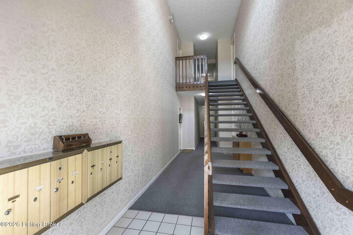 Property Photo:  410 Ethridge Ave 207  KY 40223 