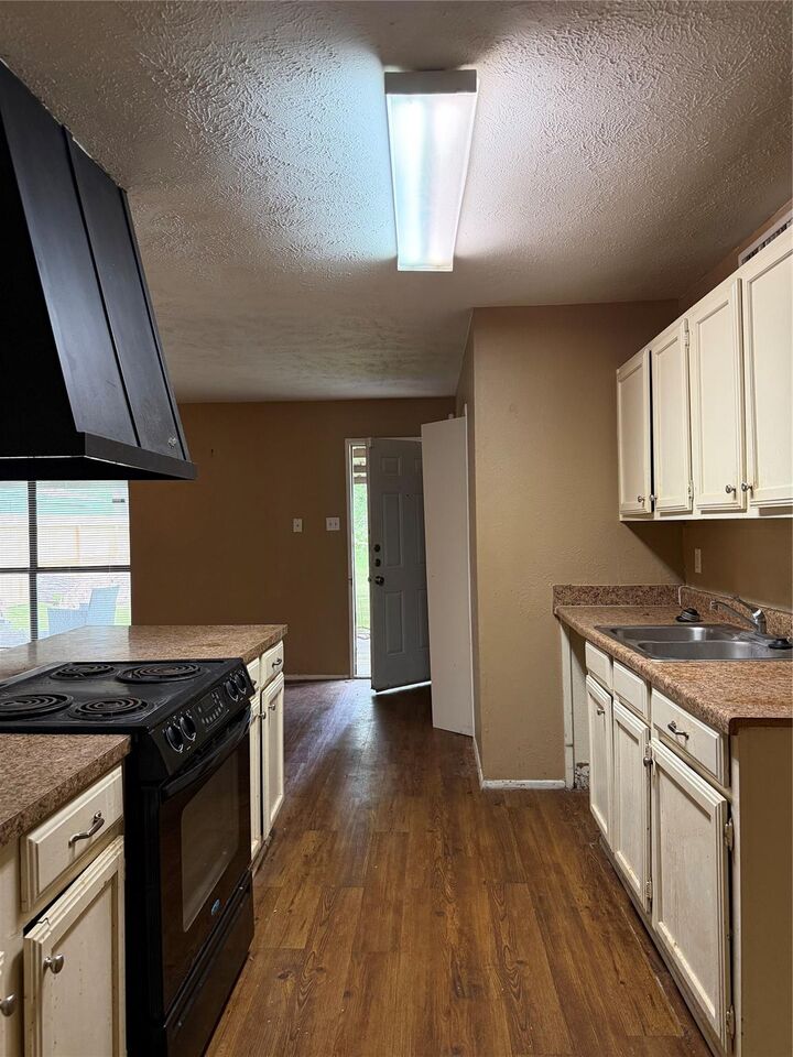 Property Photo:  2651 Lark Lane  TX 77396 