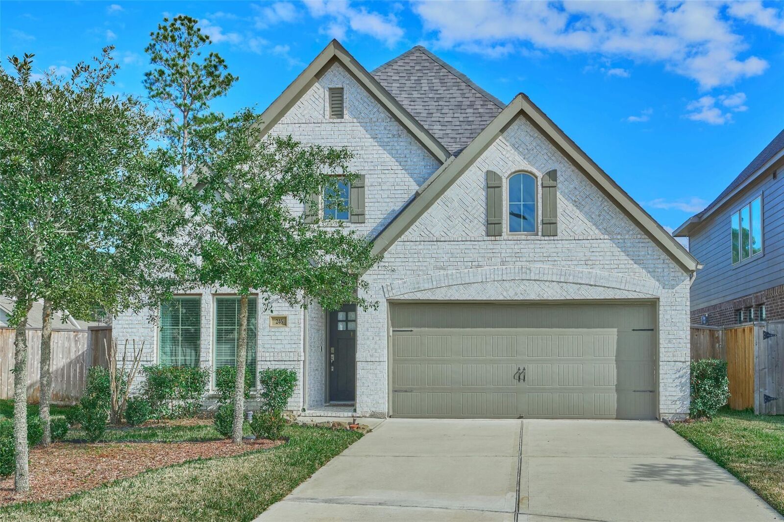 Property Photo: 246 N Carson Cub TX 77316