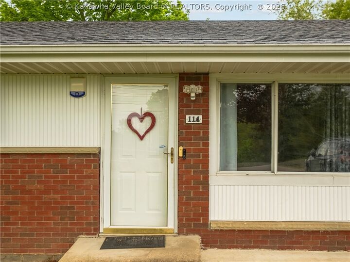 Property Photo:  114 Oakwood Estates  WV 25560 