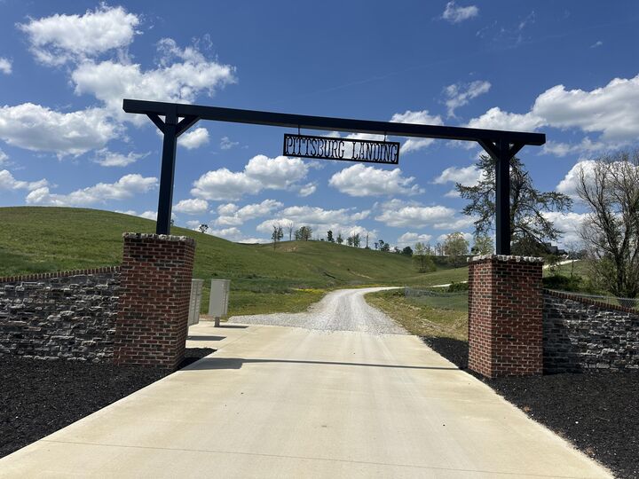 Property Photo:  950 Pittsburg Landing Tract 28  KY 40741 