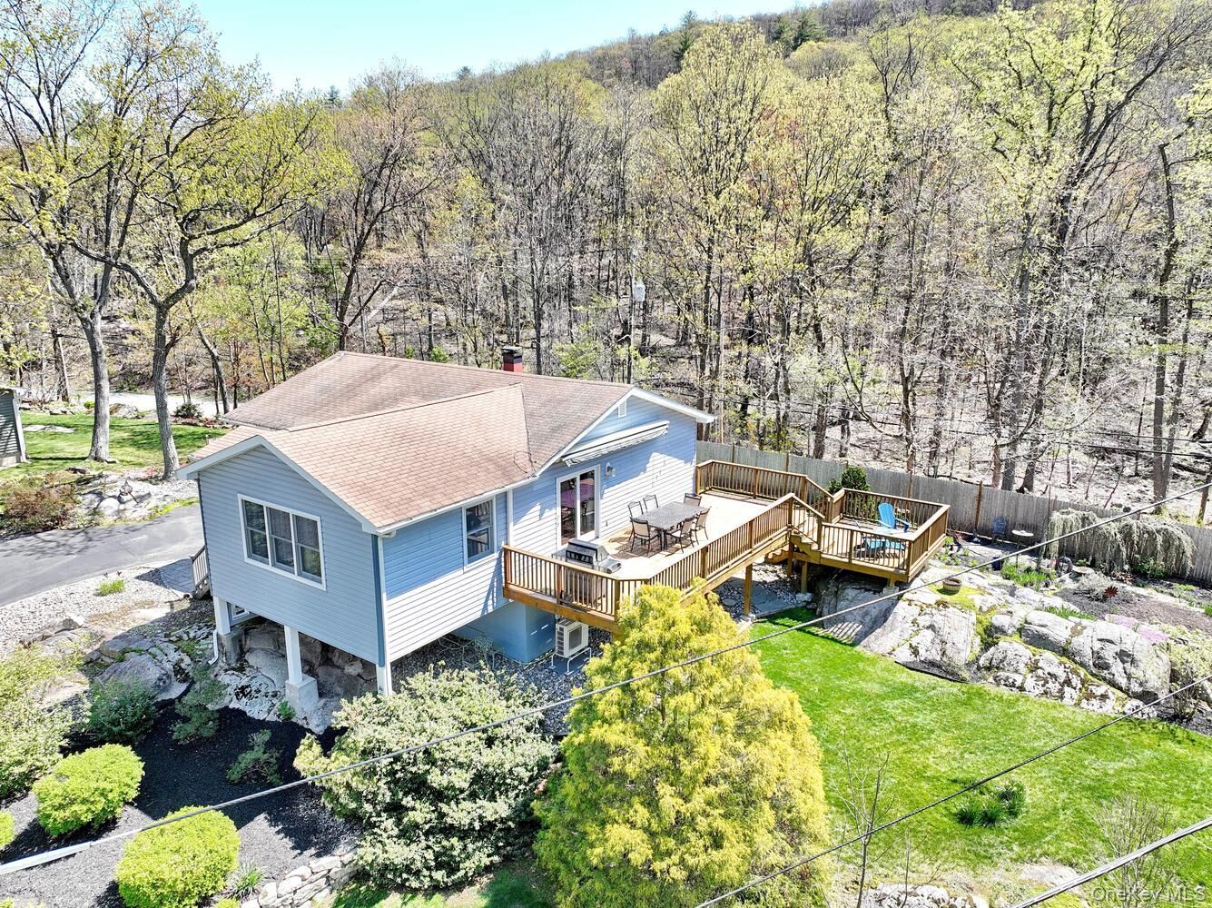 Property Photo:  10 Park Avenue  NY 10925 