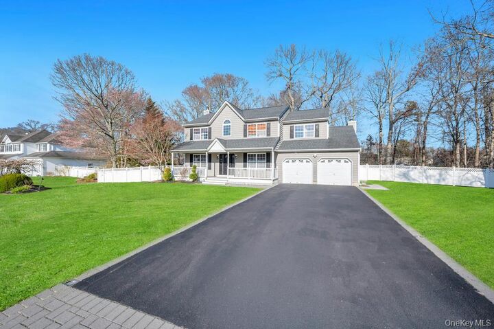 Property Photo:  29 Harwood Way  NY 11727 