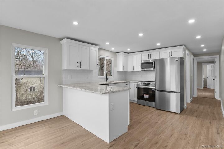 Property Photo:  8 Teatown Court  NY 10512 