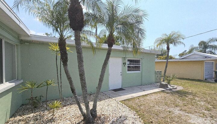 Property Photo: 45 W Langsner Street B FL 34223