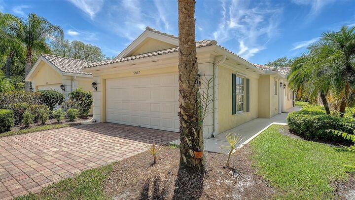 Property Photo: 5867 Helicon Place FL 34238