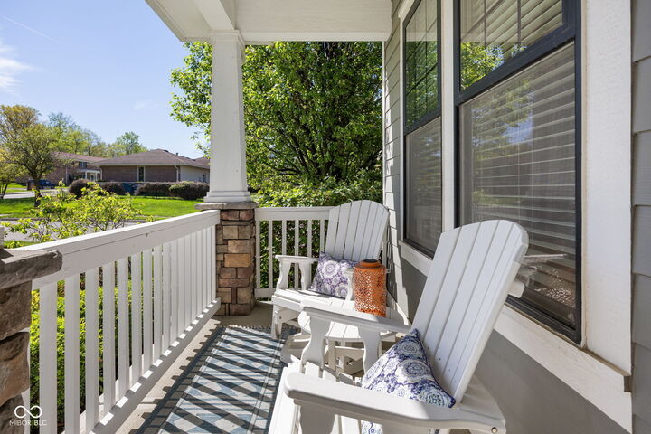 Property Photo:  450 1st Avenue SE  IN 46032 