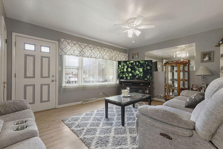 Property Photo: 400 45th Street IL 60164