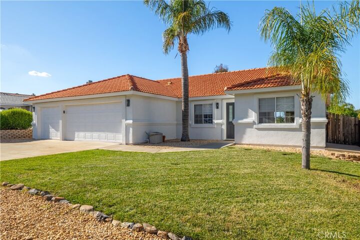 Property Photo:  24064 Cruise Circle  CA 92587 