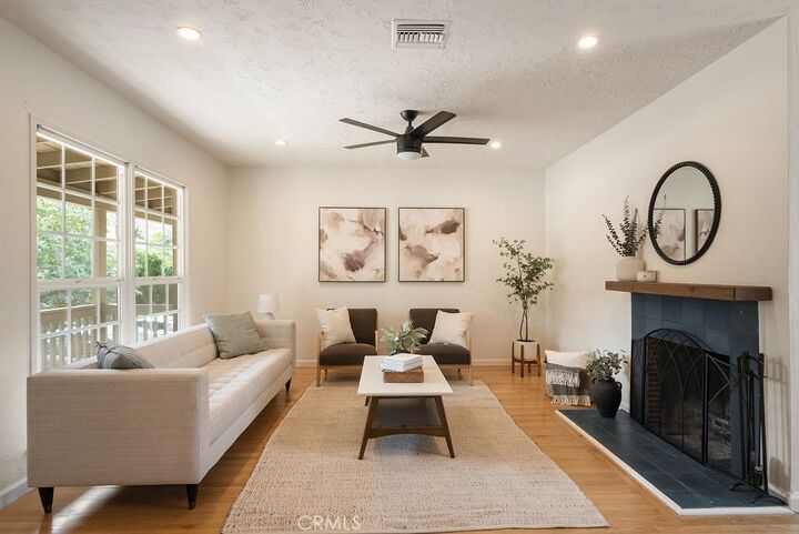 Property Photo:  3089 Floral  CA 92507 