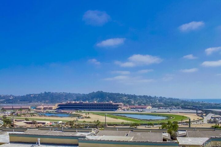 Property Photo:  823 Sea Turf Circle  CA 92075 