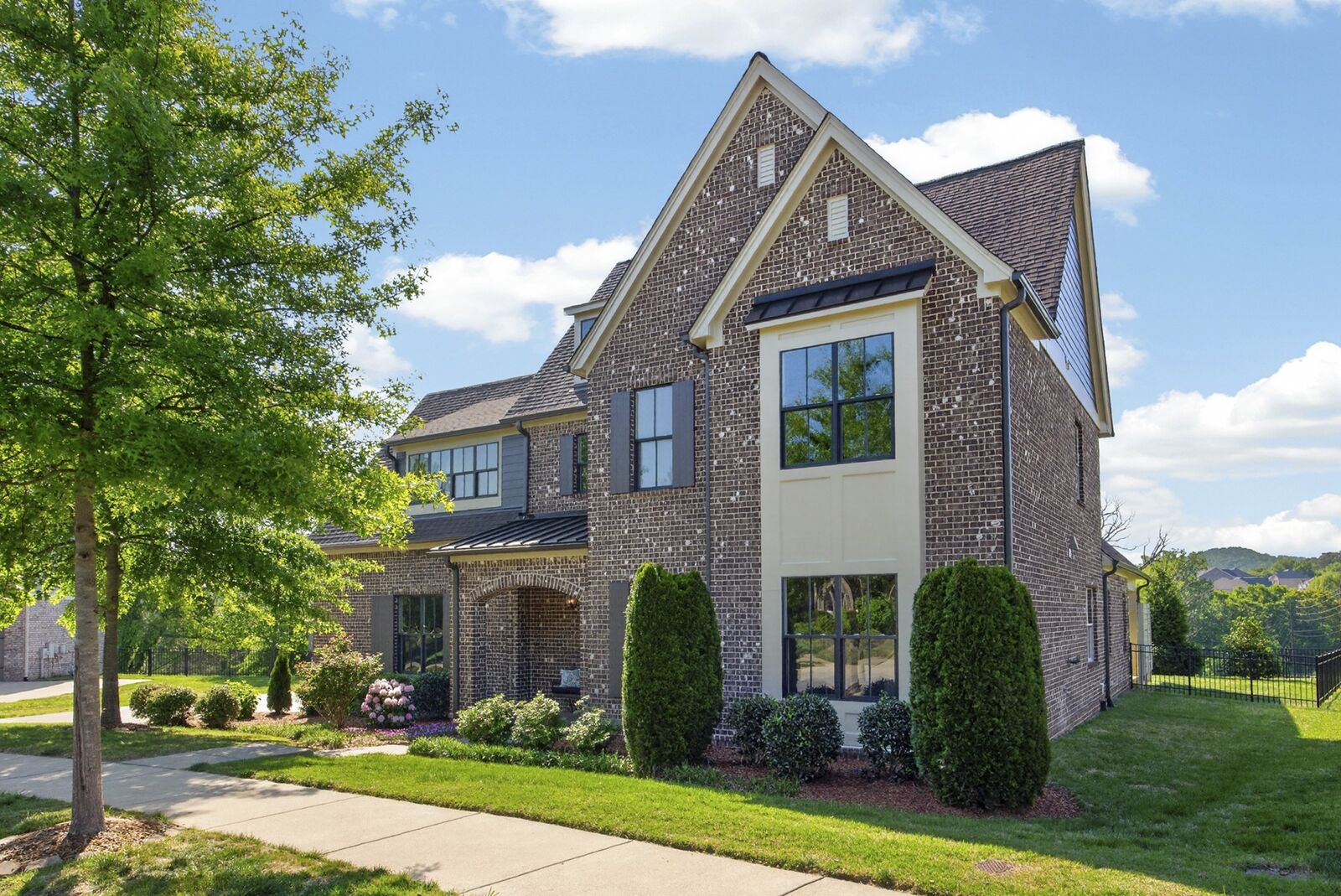 Property Photo:  929 Hornsby Dr  TN 37064 