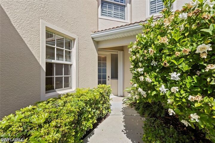 Property Photo:  3310 Twilight Lane 6501  FL 34109 