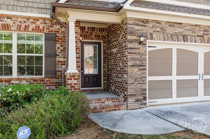 Property Photo:  405 Township Lane  GA 30606 
