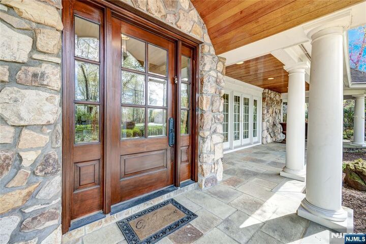 Property Photo:  8 White Pine Road  NJ 07458 