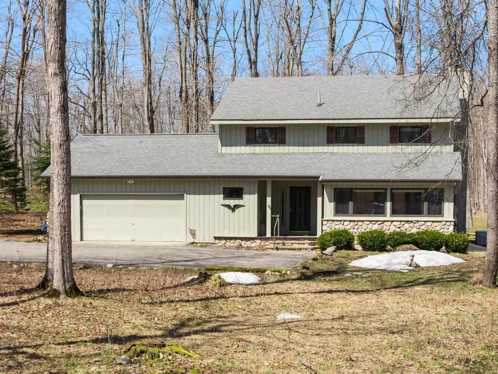 Property Photo: 2364 Pinecrest MI 49740