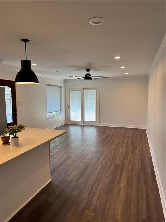 Property Photo:  422 Nursery Avenue  LA 70005 
