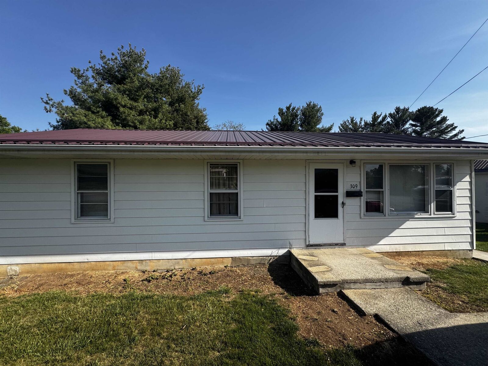 Property Photo:  309 Johnston Avenue  VA 24134 
