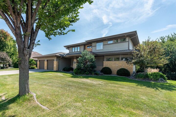 Property Photo:  117 Sienna Circle  MN 56001 