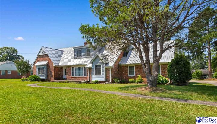 Property Photo:  2318 Hoffmeyer Rd  SC 29501-7309 
