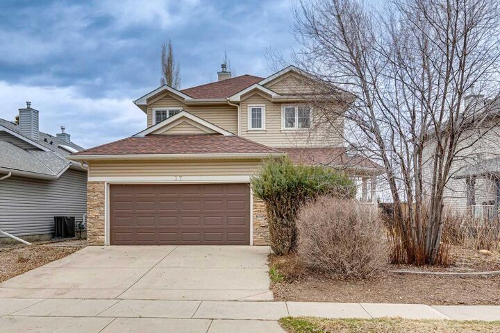 Photo de la propriété:  37 Cimarron Trail  AB T1S 1V8 