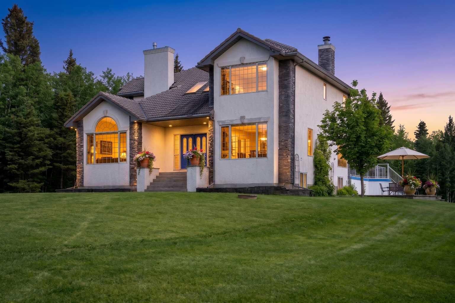 Property Photo:  7 Coyote Close  AB T0L 0K0 