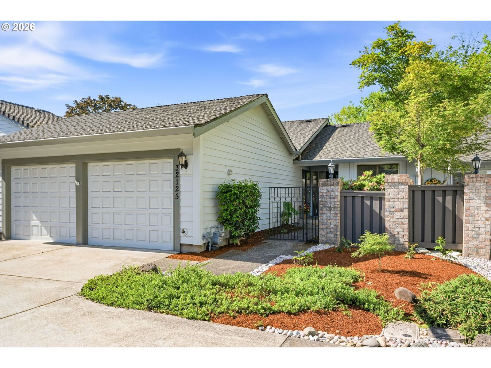 Property Photo: 32125 SW Cypress Pt OR 97070