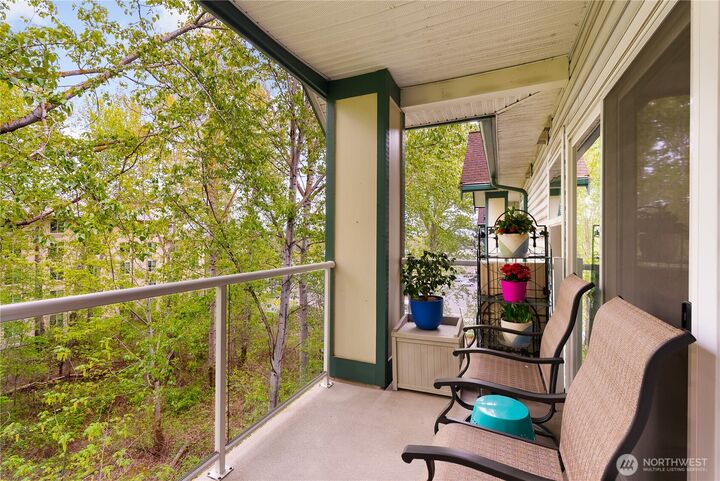 Property Photo:  259 W Bakerview Road C403  WA 98226 