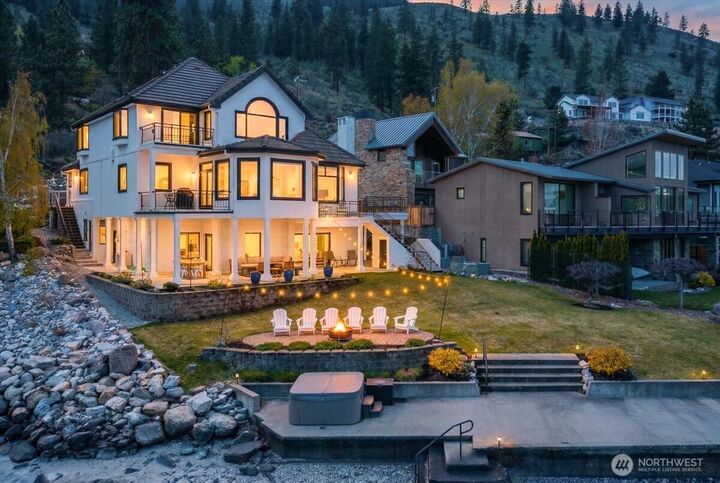 Property Photo:  3300 S Lakeshore Rd  WA 98816 