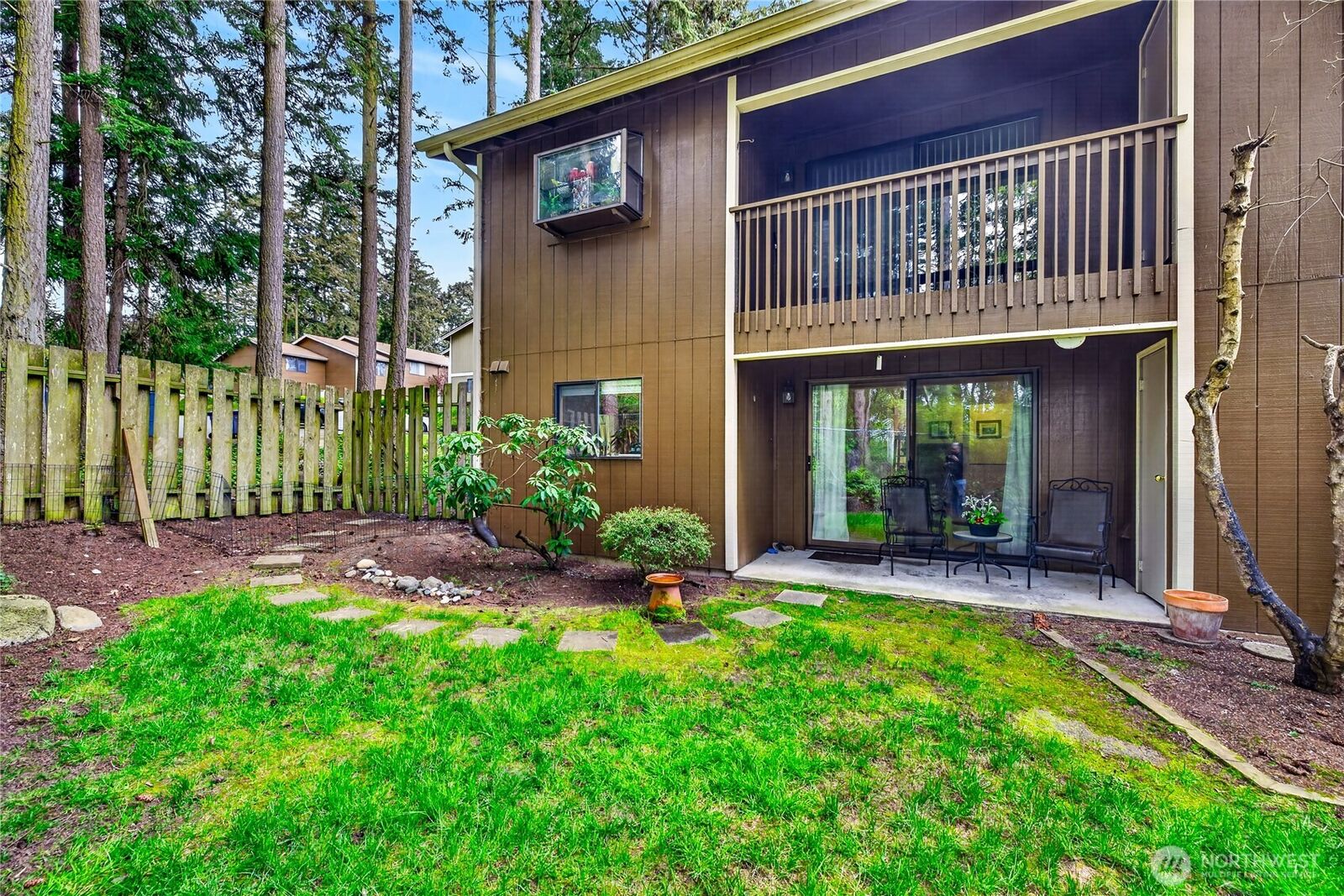 Property Photo:  75 NW Columbia B101  WA 98277 