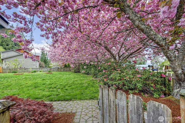 Property Photo:  1851 NW Circle Drive N  WA 98370 