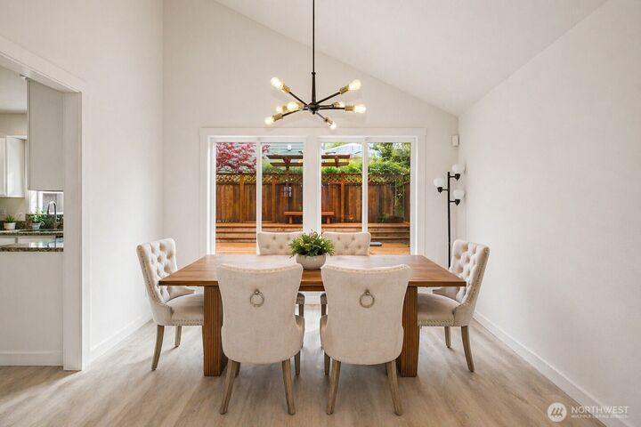 Property Photo:  3112  Wells Avenue S  WA 98055 