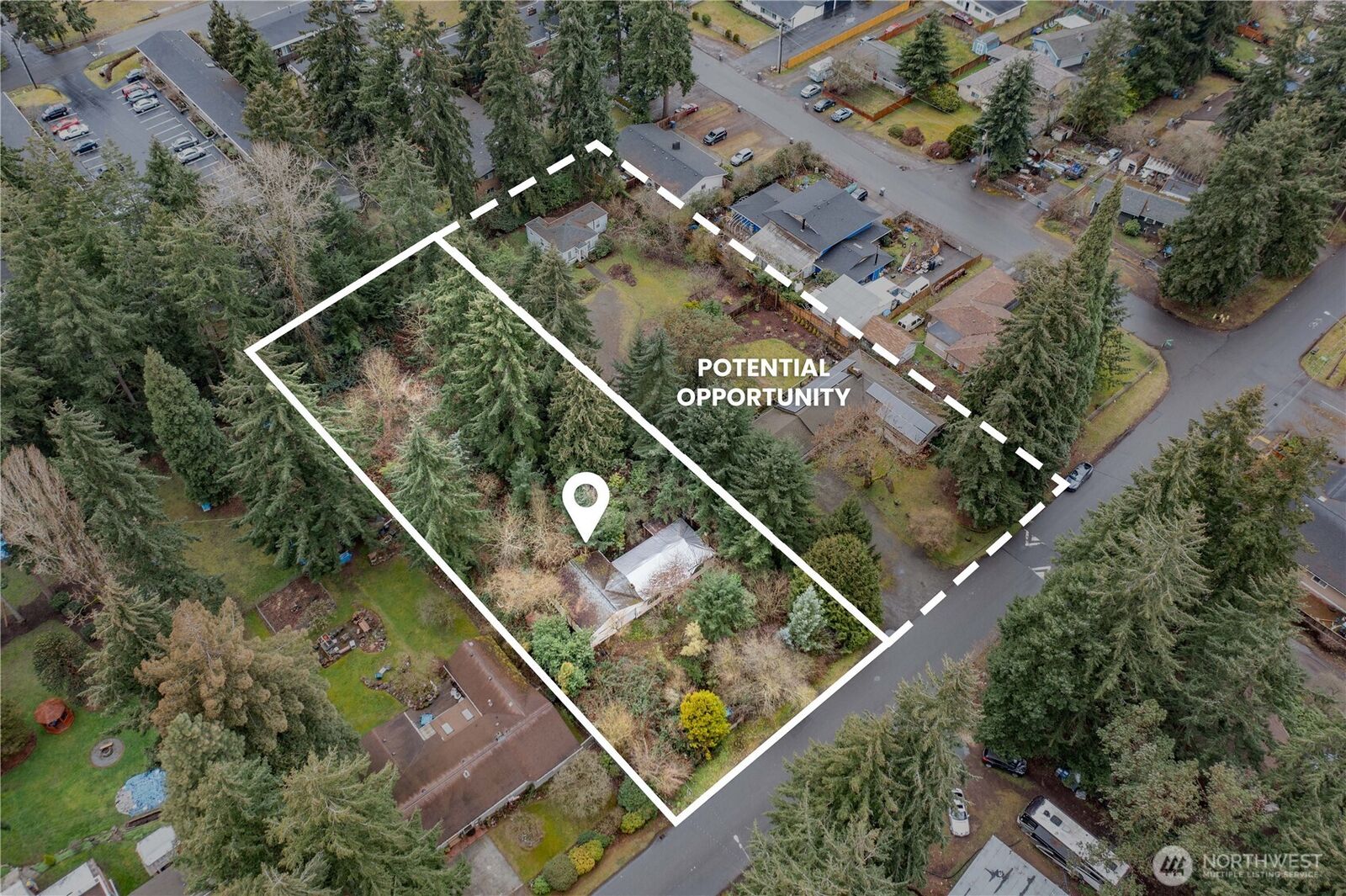 Property Photo:  31021  20th Avenue S  WA 98003 