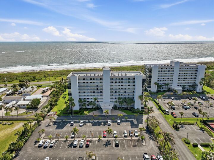 Property Photo:  5061 N Highway A1a 903  FL 34949 